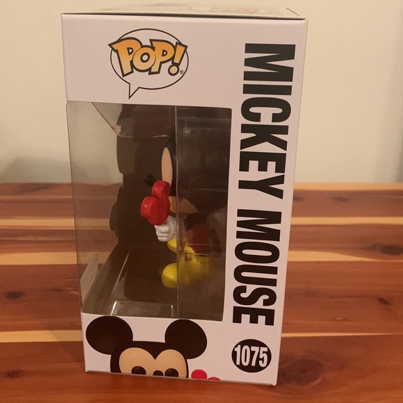 Funko Mickey Mouse - Picture 4 of 6